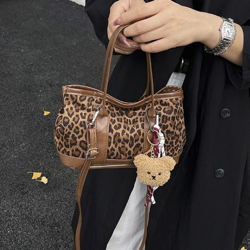 Tas Selempang Motif Leopard Re - Bucket Bag Suede ulasan dan harga